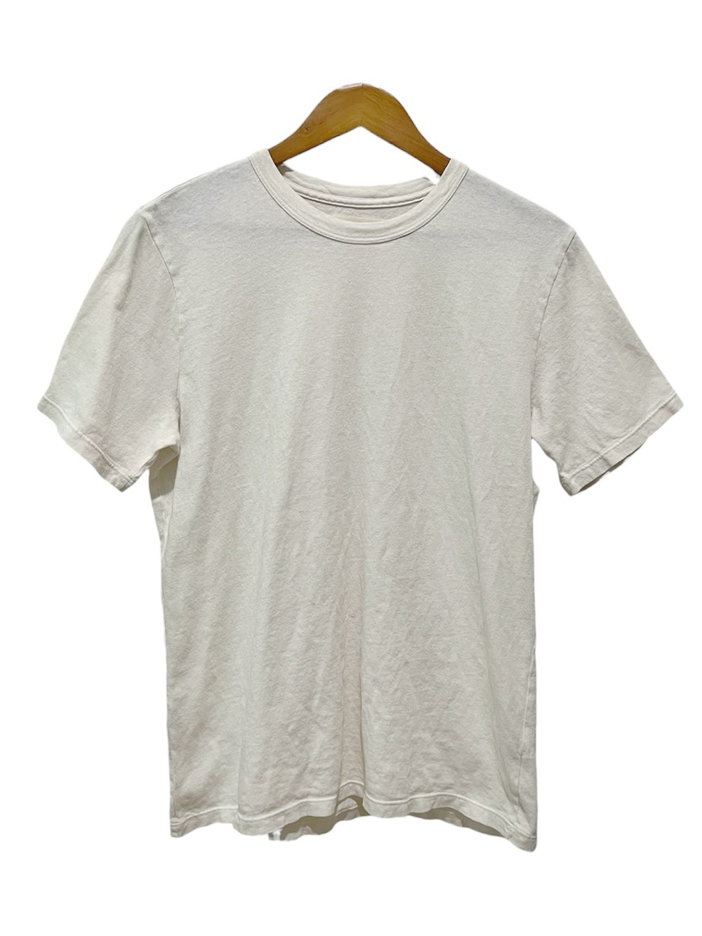 Imogene And Willie T-Shirt Medium Cream White Crewneck Short Sleeve Cotton Tee